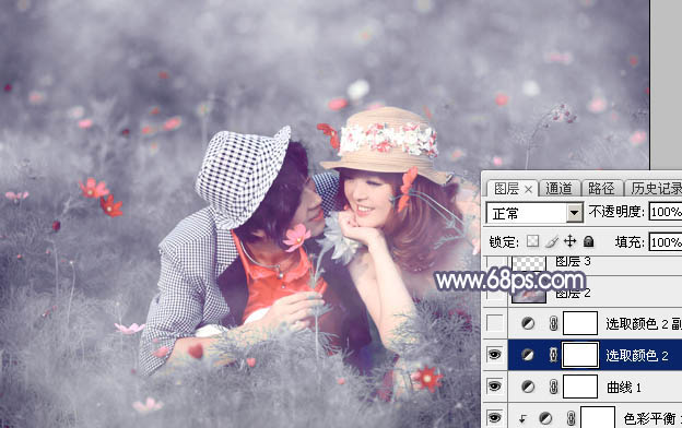 Photoshop将野花中的情侣增加梦幻的中性蓝灰色