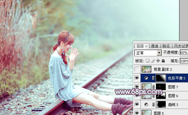 Photoshop给铁轨上的美女加上甜美的韩系青蓝色