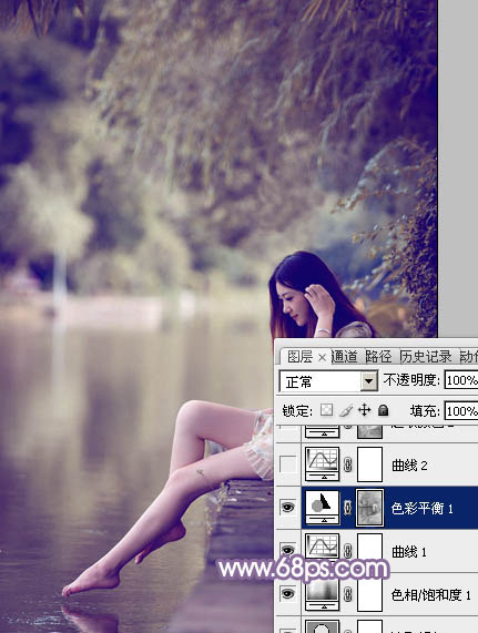 Photoshop将水塘边的美女加上漂亮的淡调黄紫色