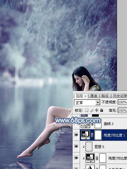 Photoshop打造出唯美的秋季青蓝色塘边的美女图片
