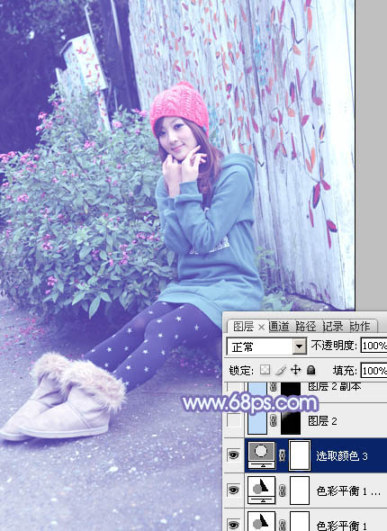 Photoshop为墙边的美女加上甜美的冬季淡蓝色
