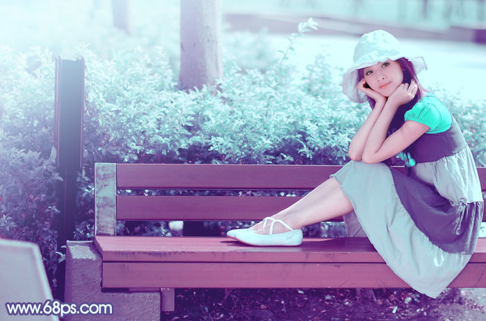 Photoshop将公园美女图片调制出梦幻唯美的淡调青紫色