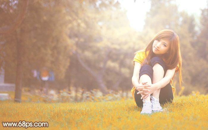 Photoshop将坐在草地上的美女调制出漂亮的秋季阳光色
