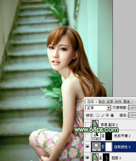 Photoshop将楼梯边美女图片调制出甜美的青绿色效果