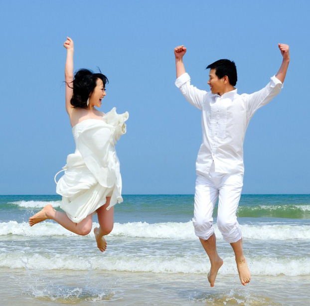 Photoshop打造在海面跳跃的清爽夏季海景婚片