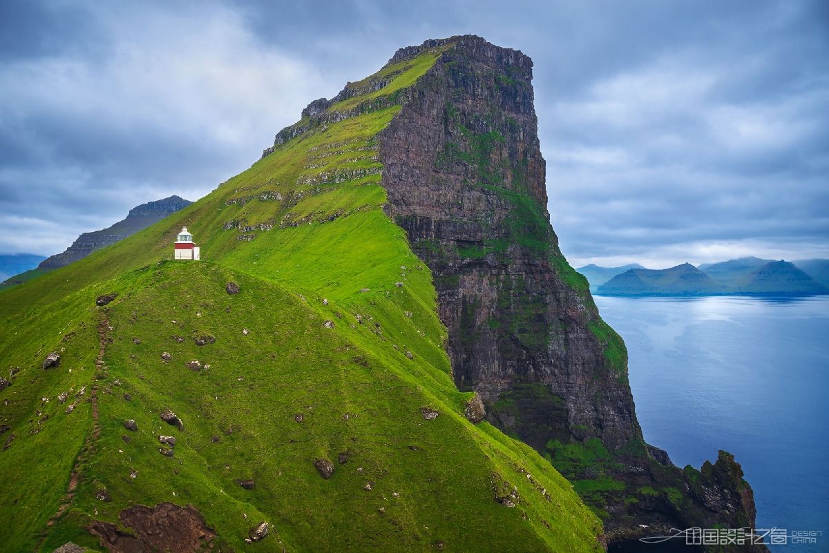 Photographer Lazar Gintchin Captures the Stunning Beauty of the Fantasy-Like Faroe Islands