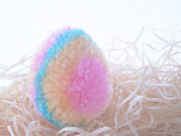 Pom Pom Easter Egg Decorating by Mollie Makes