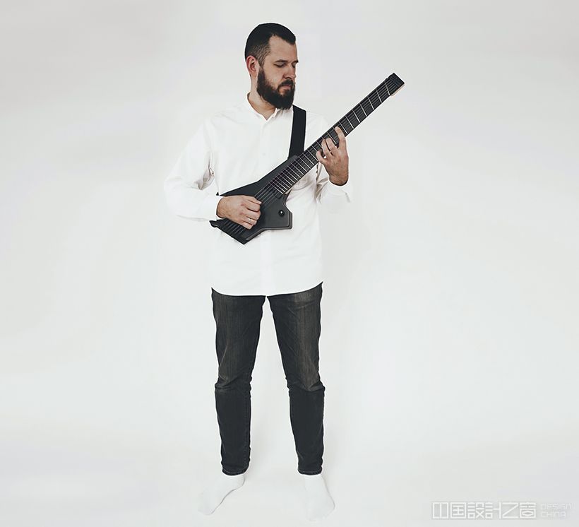 Type V Travel Electric Guitar by Vladimir Shorin