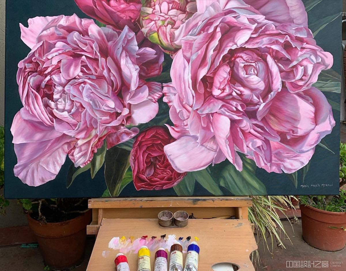 Realistic Flower Paintings by Maria Marta Morelli