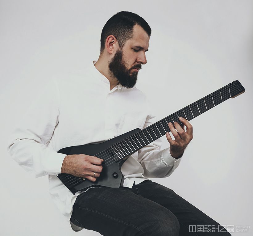 Type V Travel Electric Guitar by Vladimir Shorin