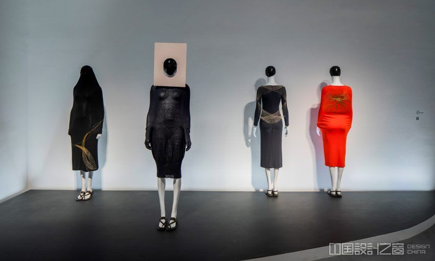 Image of mannequins dressed in clothes by Hussein Chalayan