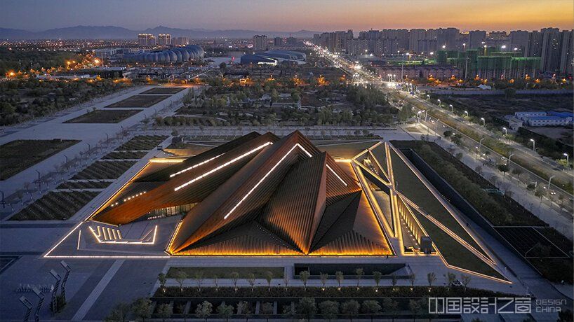 four interlocking pyramids complete 'datong art museum' by foster + partners