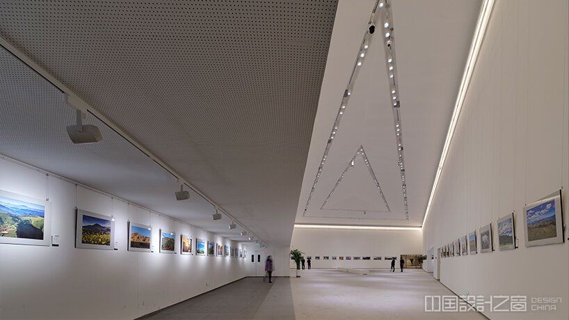 foster + partners completes datong art museum as four interlocking pyramids