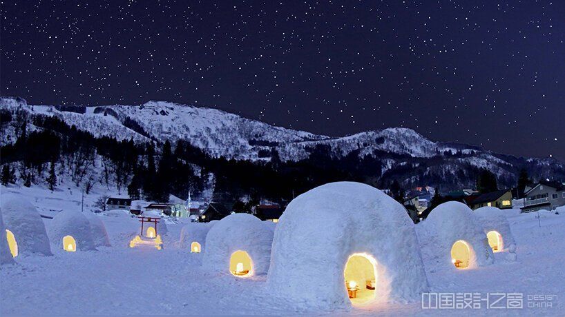 20 pop-up igloos form the restaurant kamakura village in nagano, japan