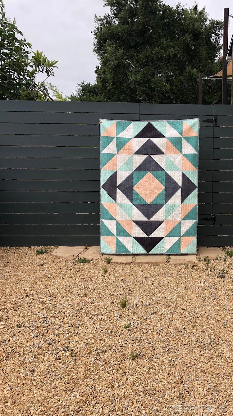 Co<em></em>ntemporary Quilt Patterns