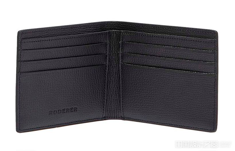 Simple and Stylish Award 6cc Bifold in Black Italian Leather