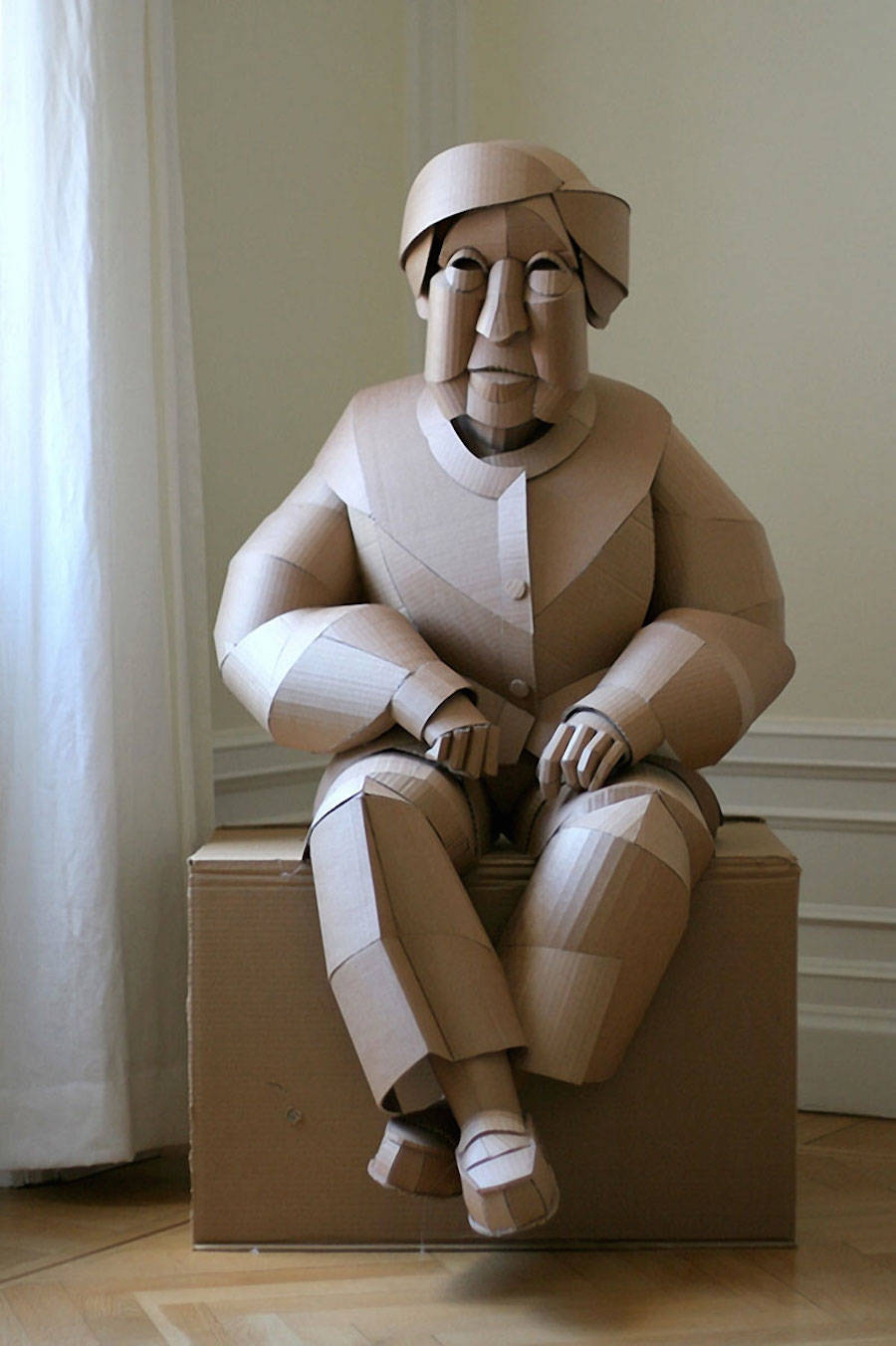 美国雕塑家warren king 创作的人物纸板雕塑 