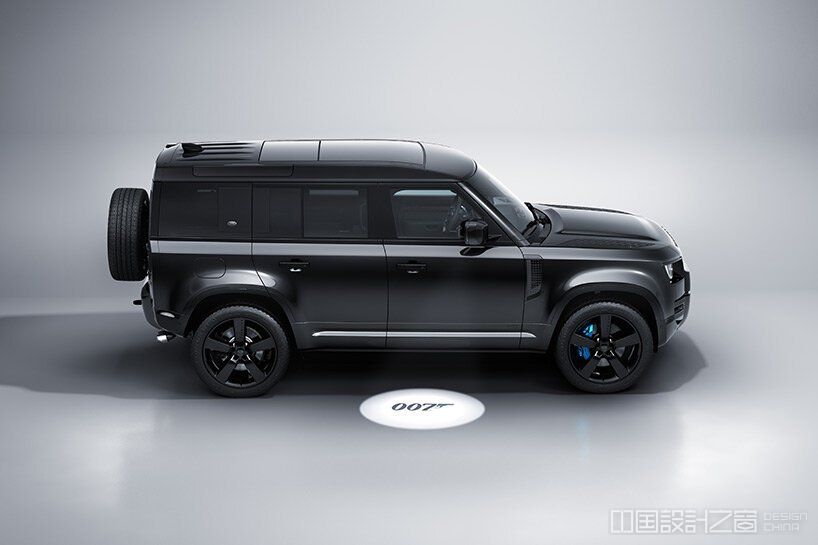 land rover celebrates new james bond movie with defender v8 bond edition