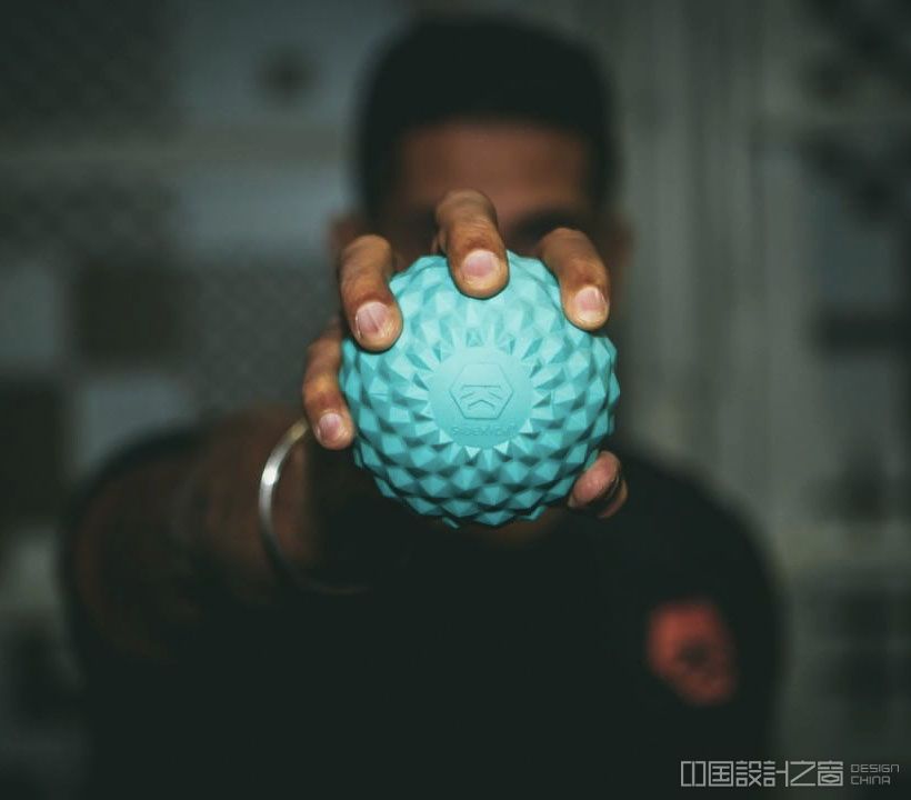 FLUX - Vibration Massage Ball by CURA Design