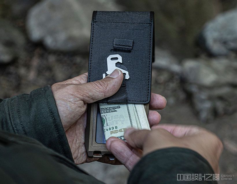 Dango A10 Spec-Ops Bifold Pocket Adapt Wallet