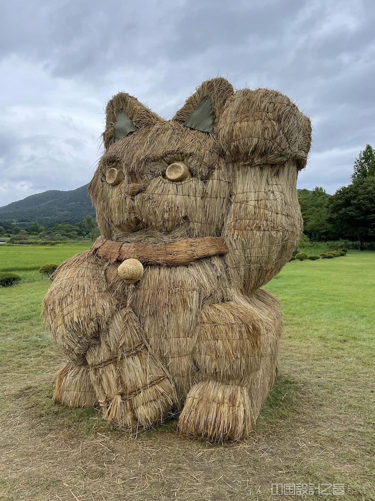 Rice Straw Sculptures at the Wara Art Festival in Japan