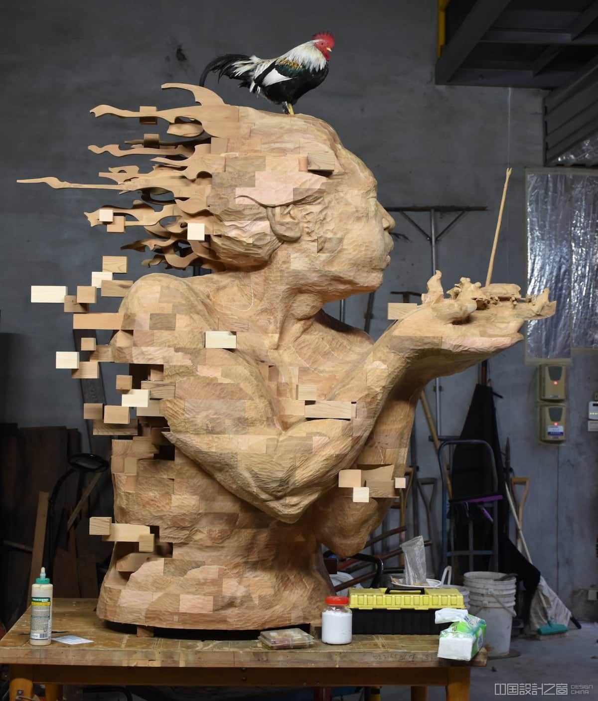 Wooden Sculptures by Han Hsu Tung