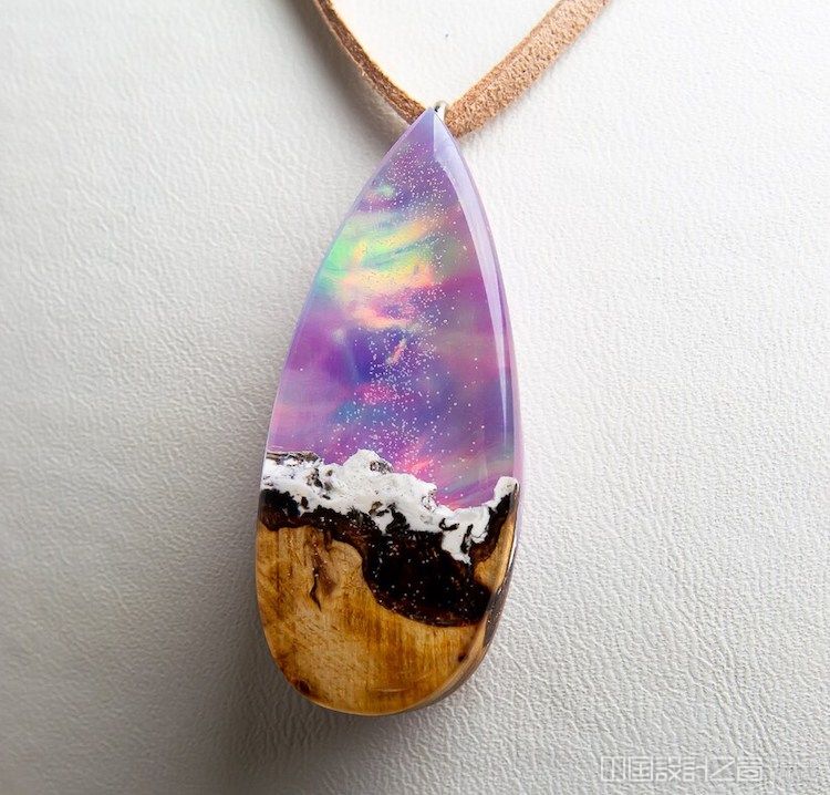 Aurora Borealis Necklace Pendant