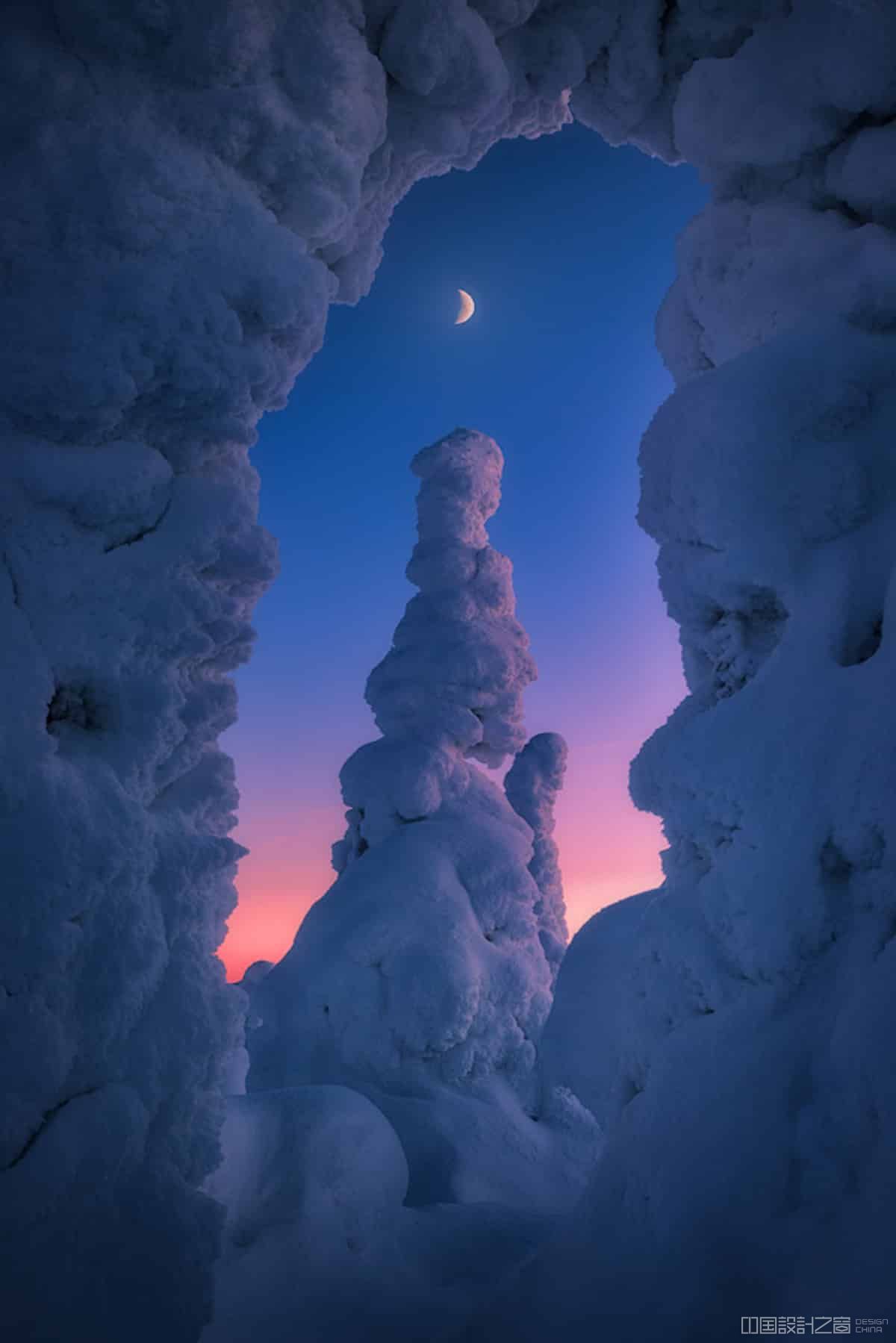 Moo<em></em>nrise in Lapland, Finland.