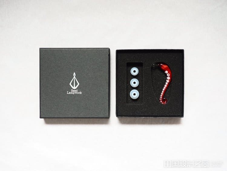 Tentacle Earbuds by Genki Hirano