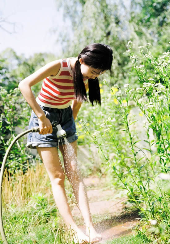 摄影技巧:夏天玩水照怎么拍好看?