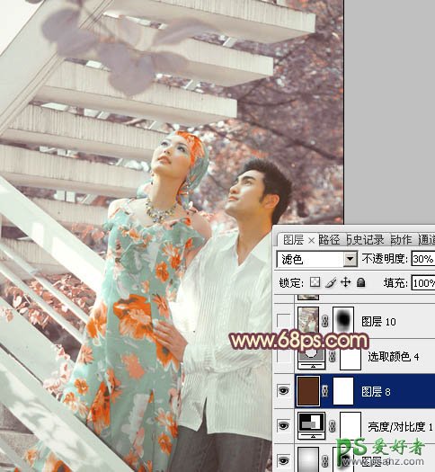 photoshop调出淡橙色效果外景情侣婚片写真照