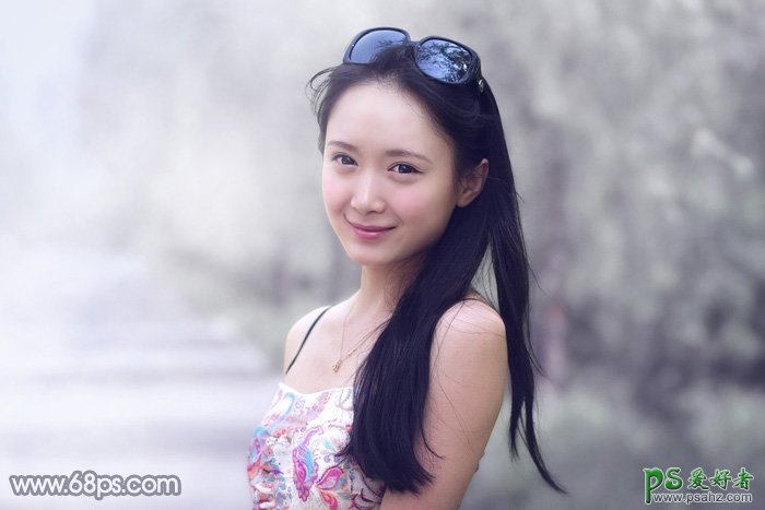 PS美少妇调色：给夏日外景自拍的性感美妇写真照调出唯美的中性色