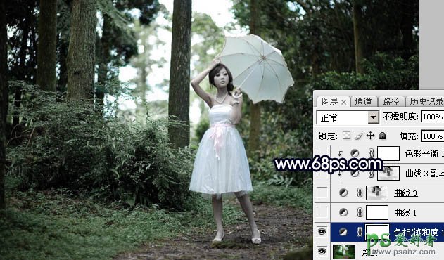 Photoshop给绿色树林中自拍的美女风光照片调出暗夜霞光色调