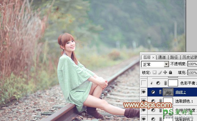 Photoshop图片调色实例教程:给铁轨上自拍的甜美女孩儿调出青绿色
