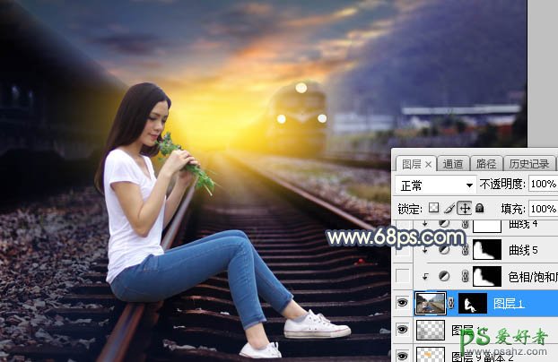 Photoshop给铁轨上外拍的可爱女生性感照片调出意境般的晨曦色