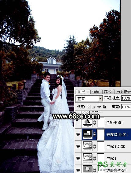 Photoshop给园林中拍摄的情侣婚纱照调出唯美梦幻温馨的霞光色彩