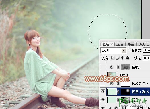 Photoshop图片调色实例教程:给铁轨上自拍的甜美女孩儿调出青绿色