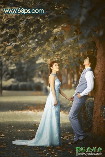 photoshop调出柔美的暖色效果婚片男女艺术照