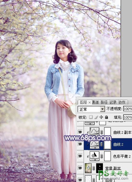 photoshop给春日花景中的青春少女艺术照调出梦幻的粉紫色