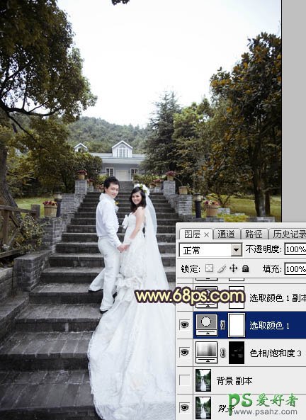 PS调色教程:给古建筑风景图片中拍摄的情侣婚纱照调出唯美的黄色