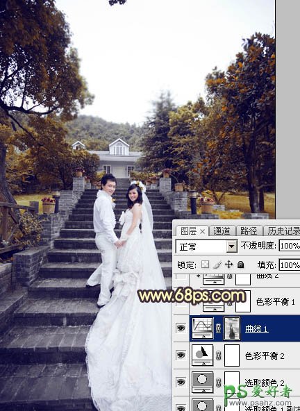 PS调色教程:给古建筑风景图片中拍摄的情侣婚纱照调出唯美的黄色