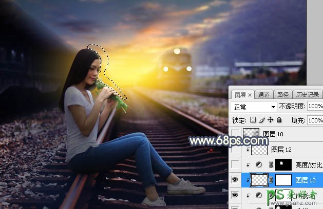 Photoshop给铁轨上外拍的可爱女生性感照片调出意境般的晨曦色