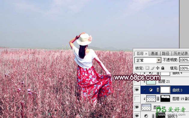 Photoshop给绿色草原上的唯美少女写真图片调出魔幻般意境红绿色