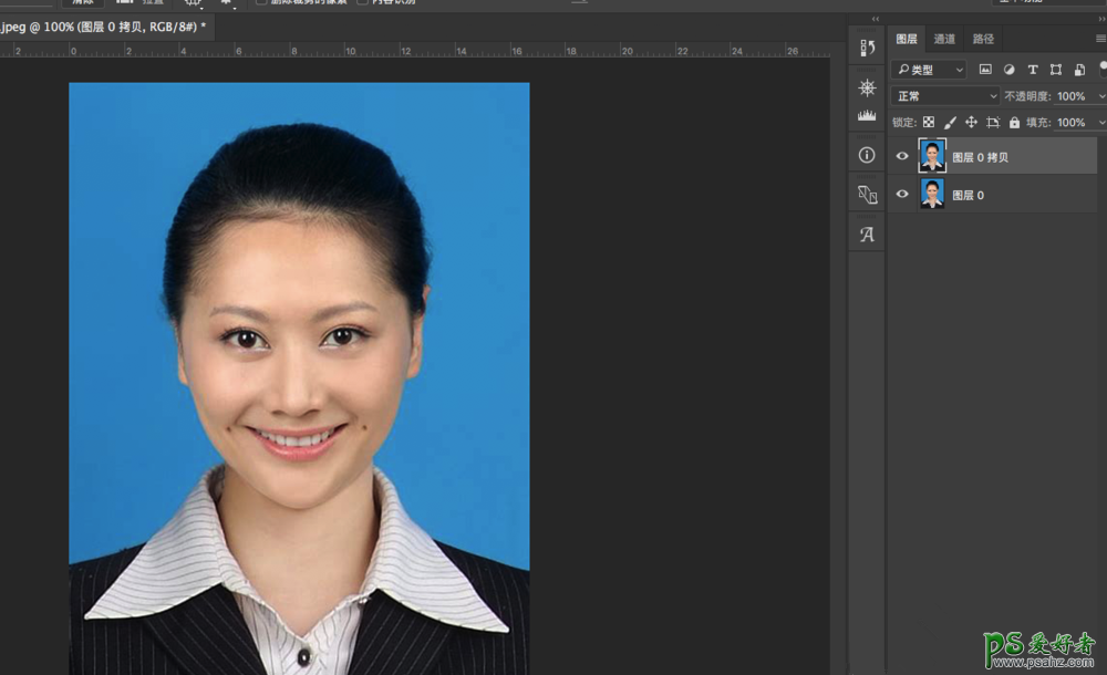 Photoshop修改证照背景方法教程：学习快速替换证件照背景色。