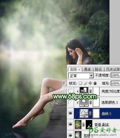 PS美女后期调色：给漂亮的美腿女生生活照调出唯美的古典暗绿色效