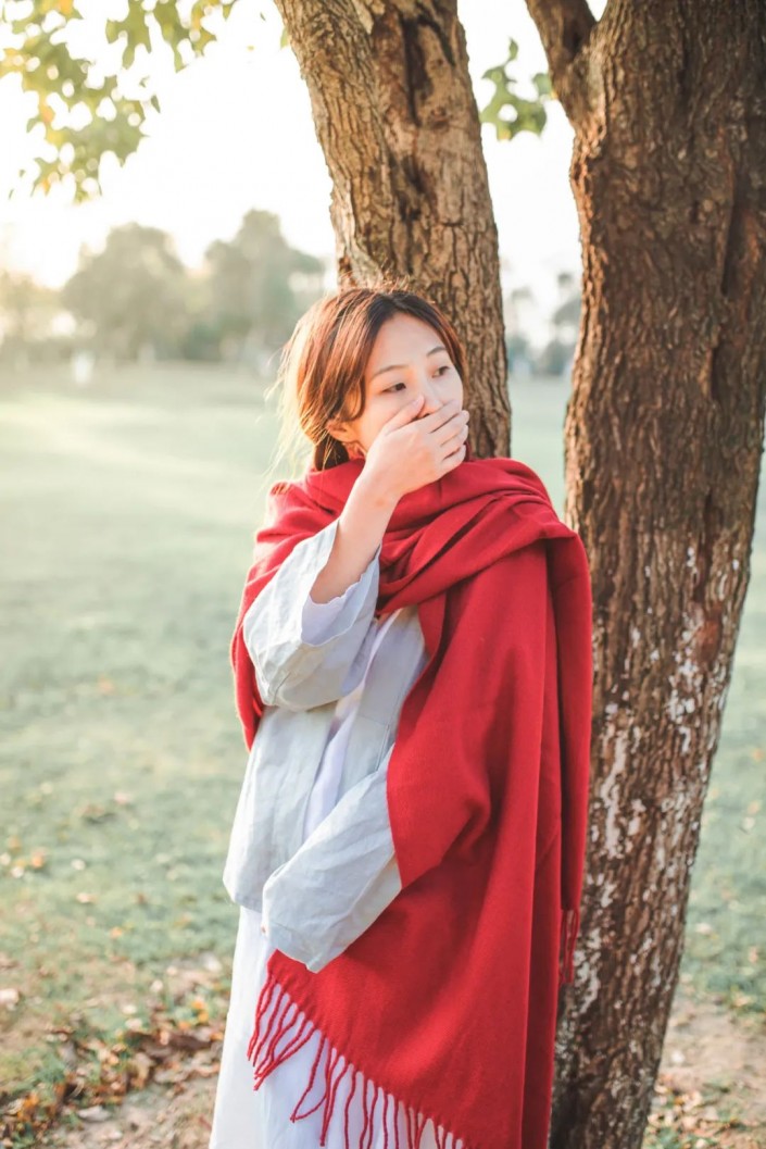 PS清新人像调色实例：利用后期处理打造清新通透的秋季人像艺术照