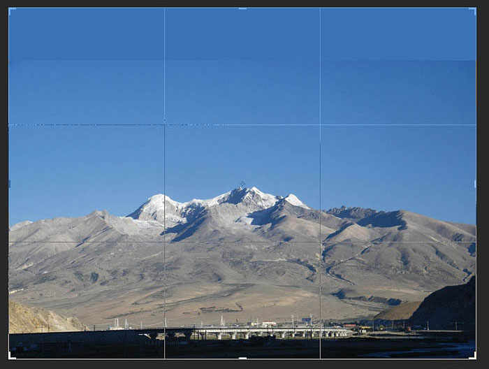 PS合成案例教程：用雪山加月亮素材图合成出超级大月亮自然场景。