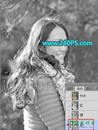 PS抠头发丝教程：利用通道及钢笔工具给长发美女进行抠图换背景