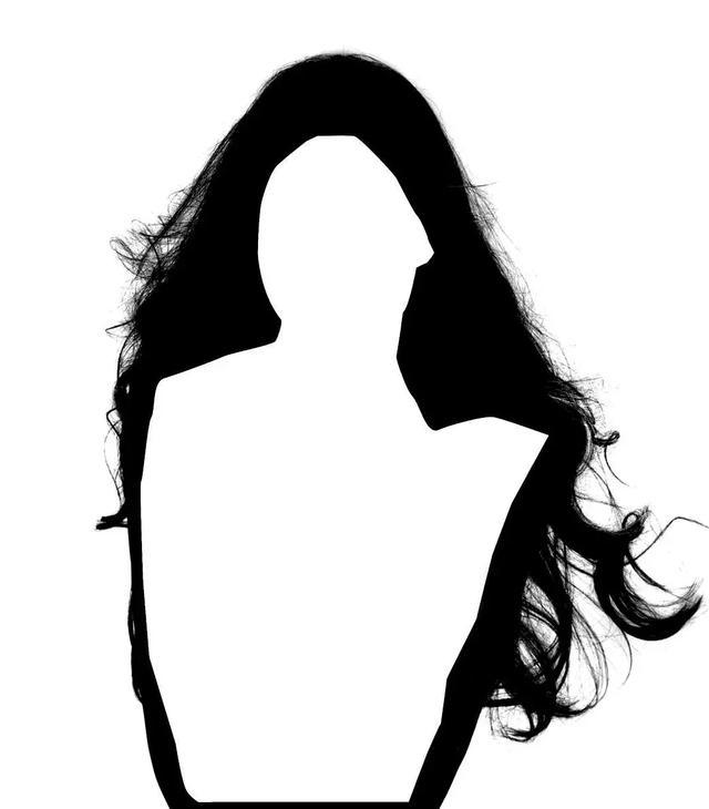 PS美女抠图教程：利用通道工具抠出美女明星郭碧婷写真照的头发丝