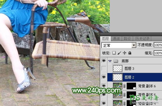 Photoshop抠图教程：学习把美腿女生照片中杂乱的椅子给去除掉